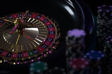 Pretty Gaming live blackjack table on two-hundred-twenty-one with multi-camera HD stream and dealer