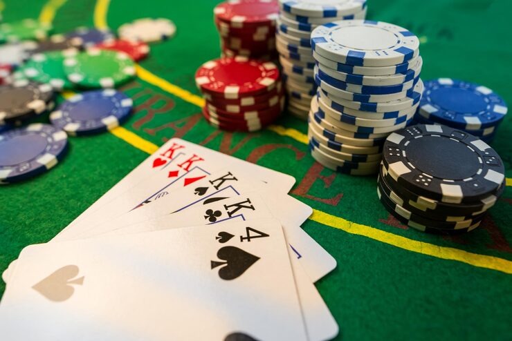Lightning Baccarat live table on two-hundred-twenty-one showing dealer, cards, and Lightning multiplier display